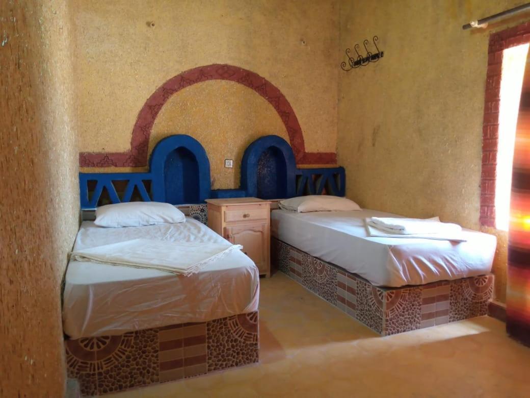 Les Pyramides Hotel Merzouga Esterno foto